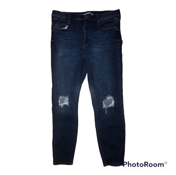 Celebrity Pink High-Rise Distressed Ankle Skinny Jeans - Picture 3 of 10